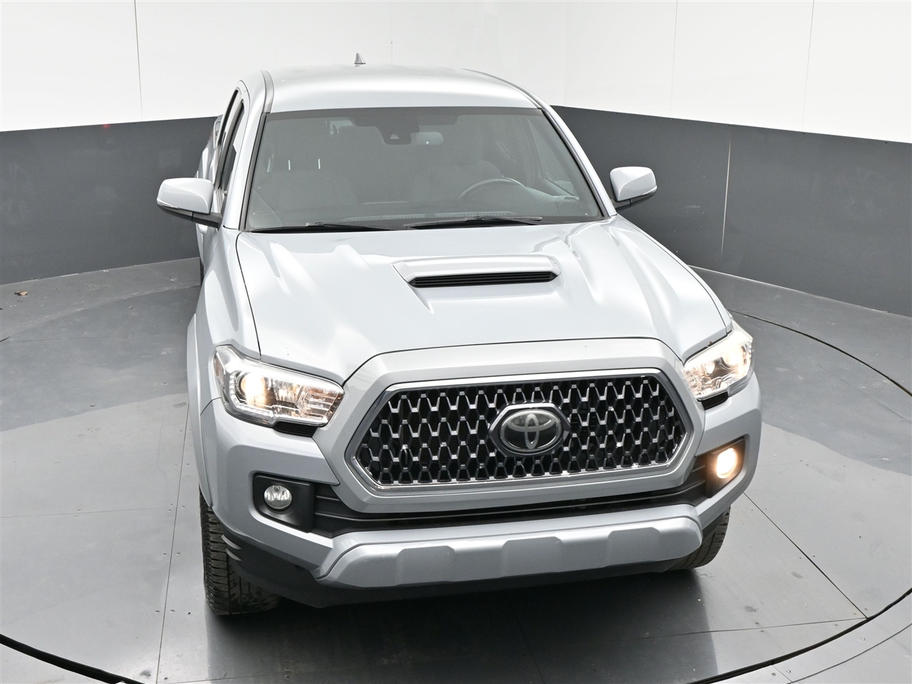 Toyota Tacoma SR5 Double Cab Long Bed V6 6AT 4WD 2018