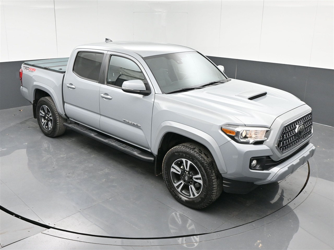 Toyota Tacoma SR5 Double Cab Long Bed V6 6AT 4WD 2018