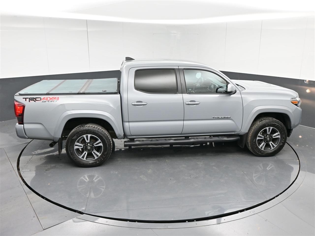 Toyota Tacoma SR5 Double Cab Long Bed V6 6AT 4WD 2018
