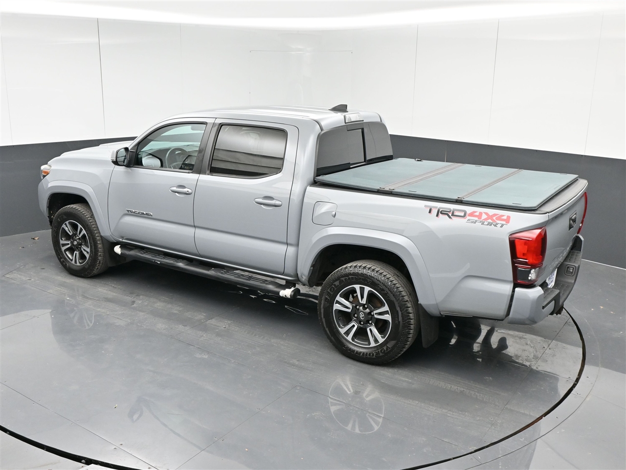 Toyota Tacoma SR5 Double Cab Long Bed V6 6AT 4WD 2018