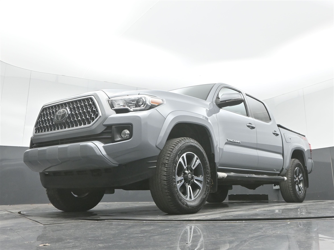 Toyota Tacoma SR5 Double Cab Long Bed V6 6AT 4WD 2018