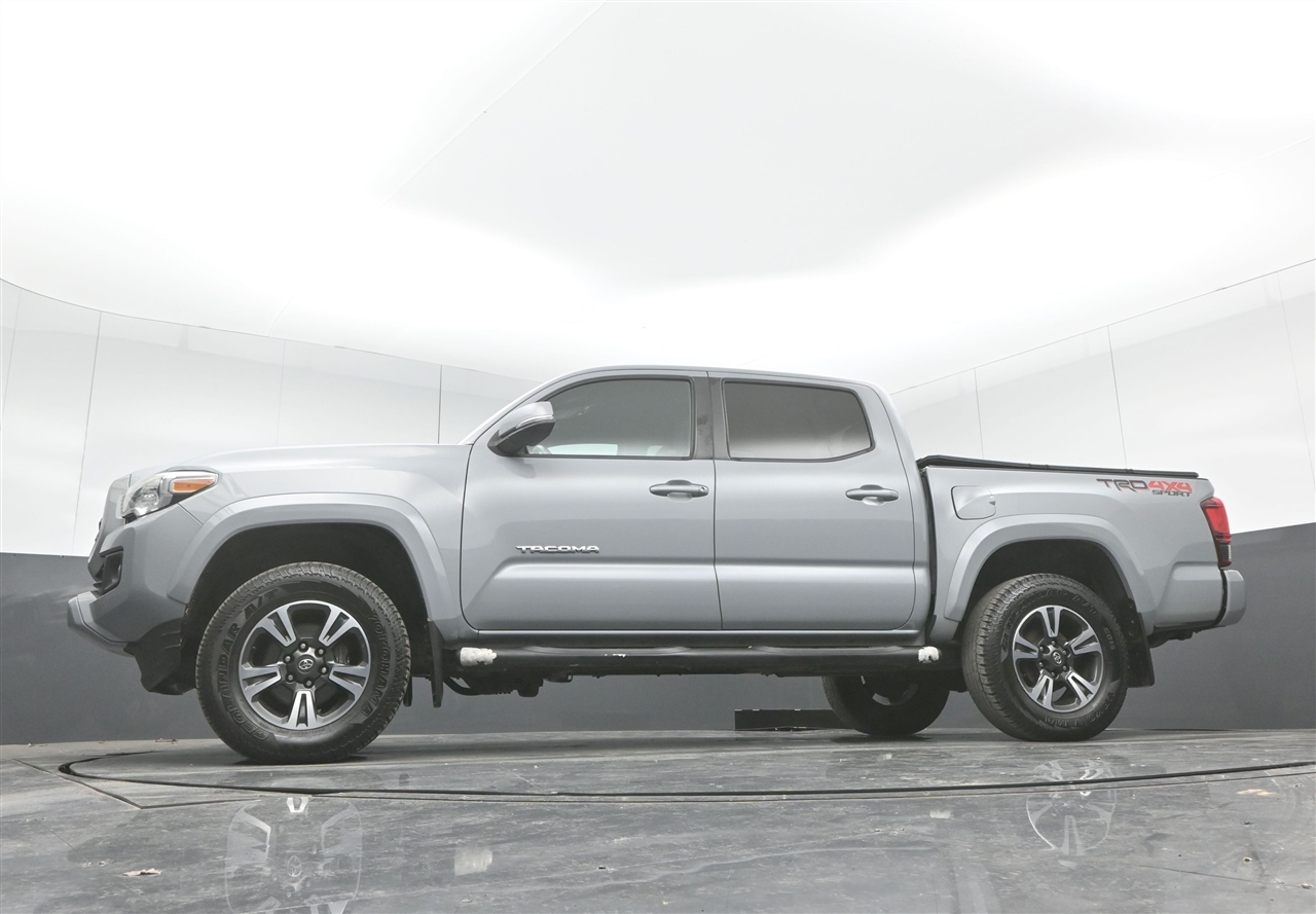 Toyota Tacoma SR5 Double Cab Long Bed V6 6AT 4WD 2018