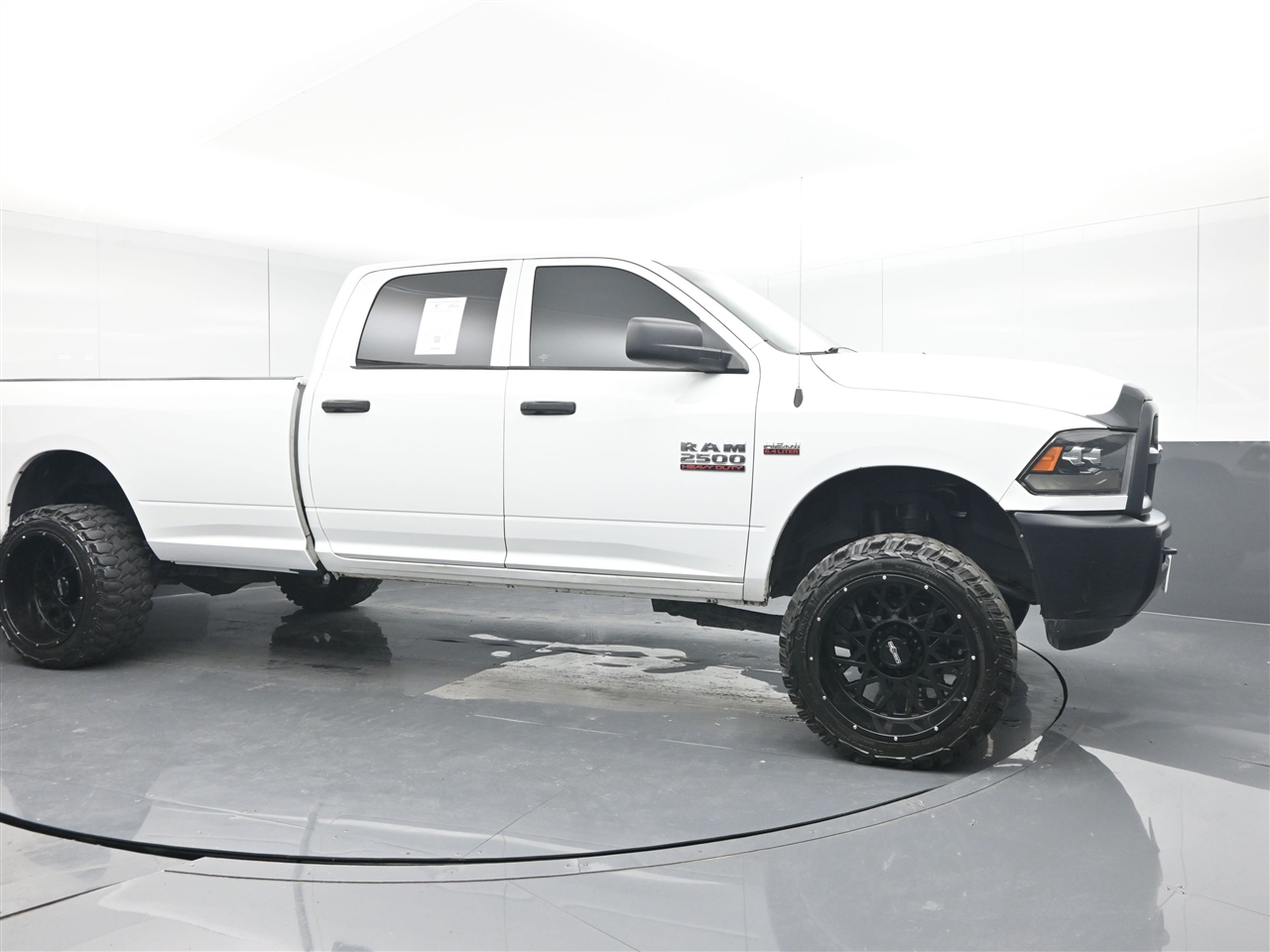 RAM 2500 Tradesman Crew Cab LWB 4WD 2018