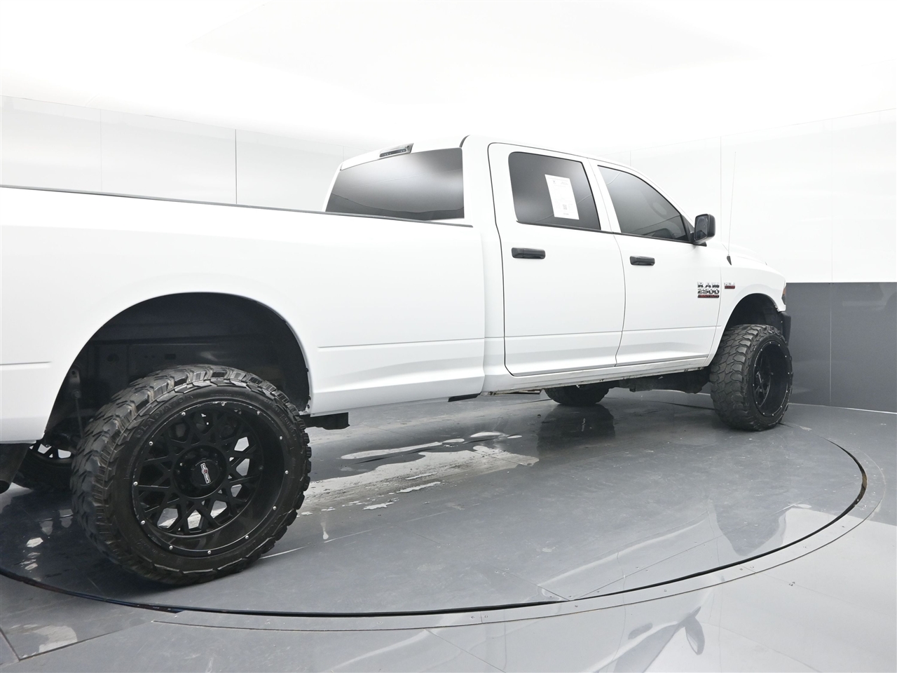 RAM 2500 Tradesman Crew Cab LWB 4WD 2018