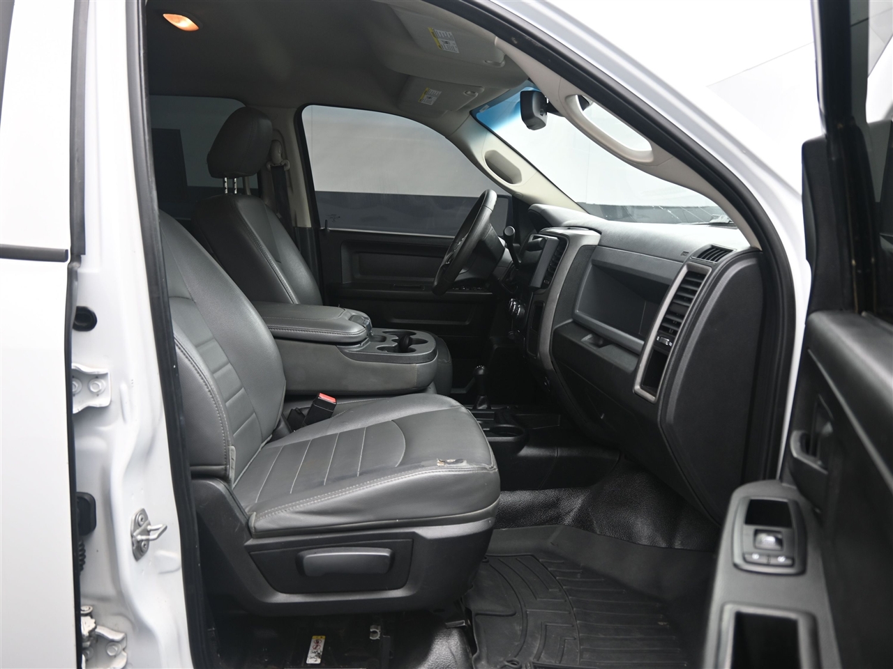 RAM 2500 Tradesman Crew Cab LWB 4WD 2018