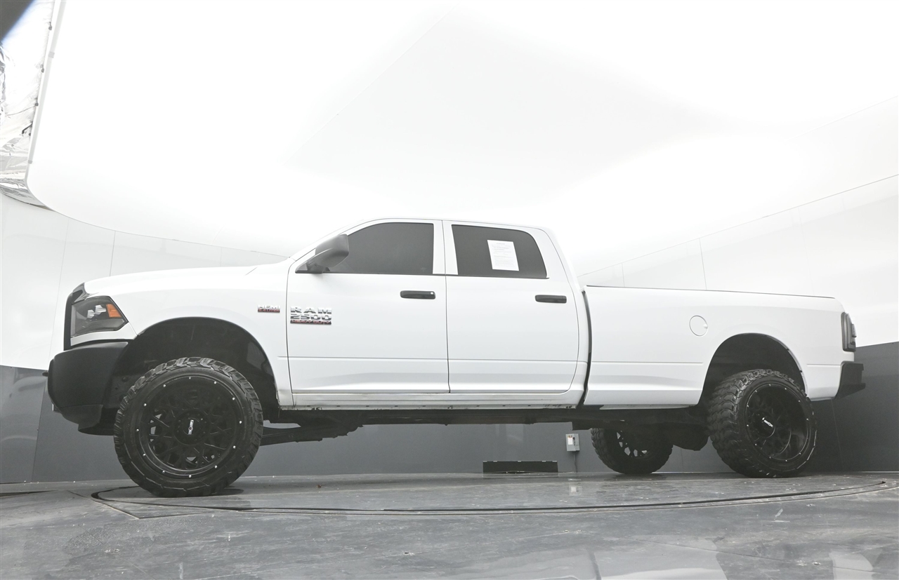 RAM 2500 Tradesman Crew Cab LWB 4WD 2018