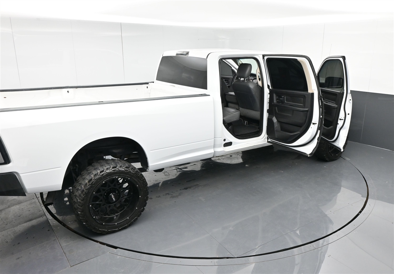 RAM 2500 Tradesman Crew Cab LWB 4WD 2018