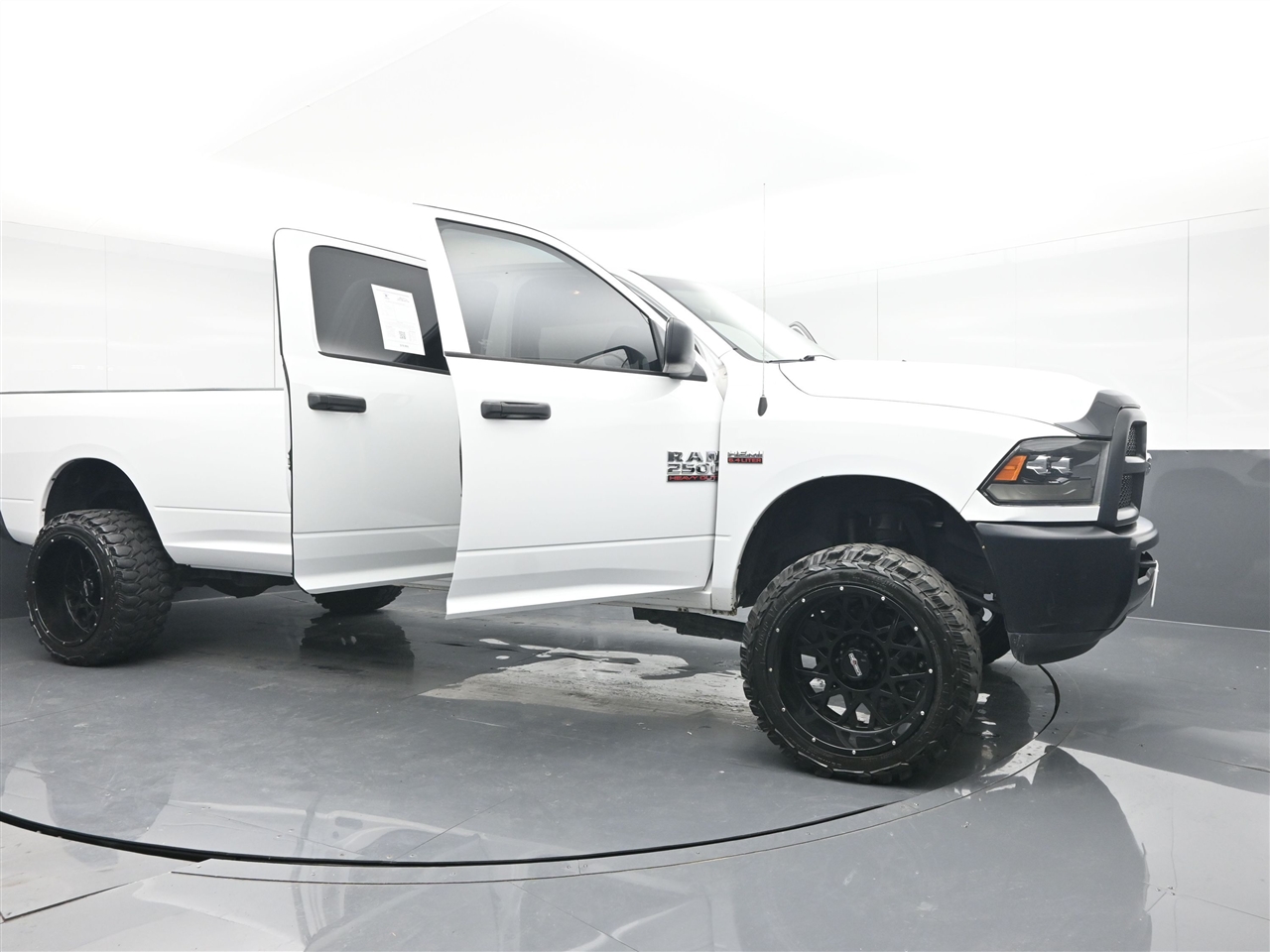 RAM 2500 Tradesman Crew Cab LWB 4WD 2018
