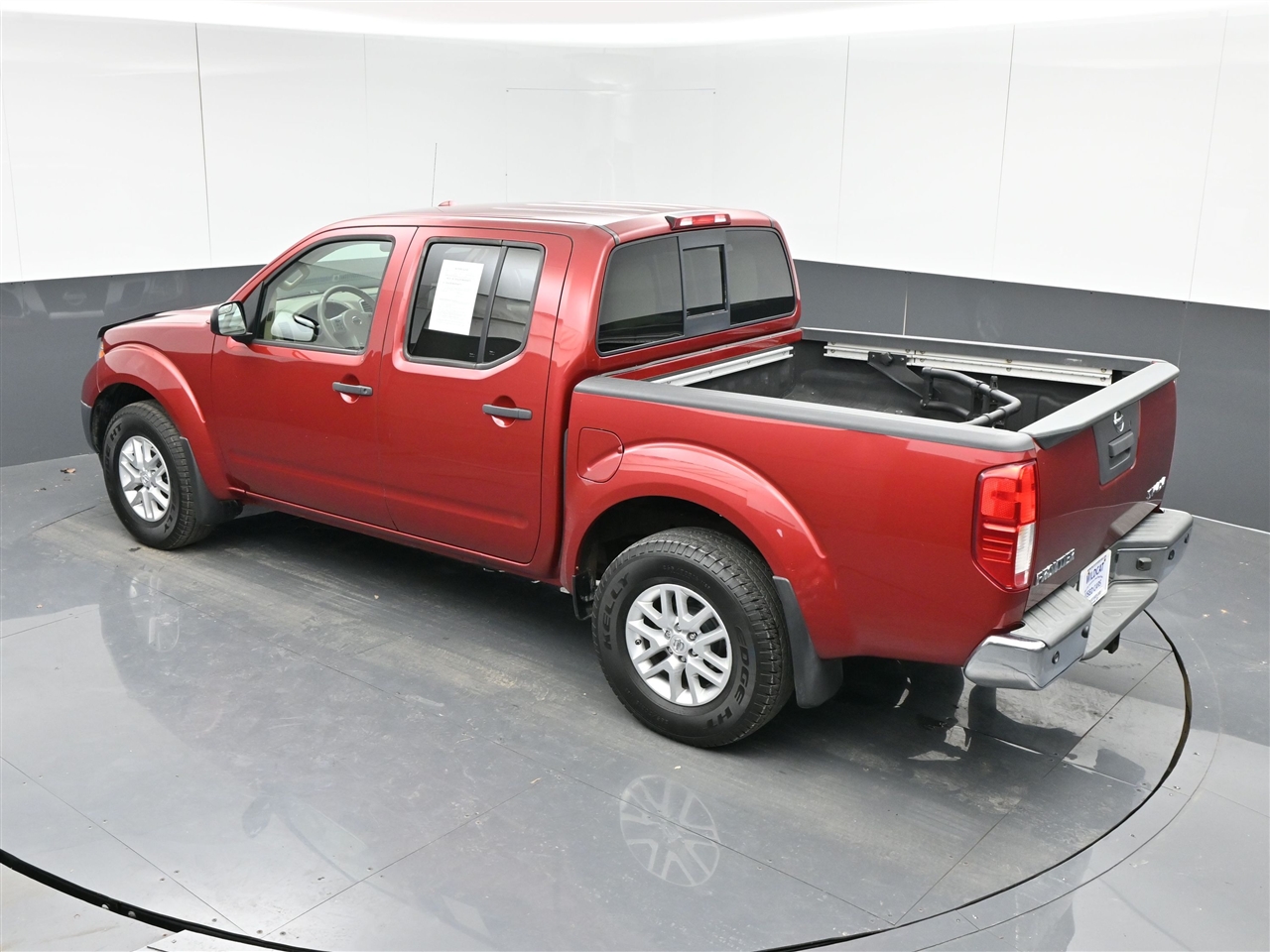 Nissan Frontier SV Crew Cab 6MT 4WD 2014