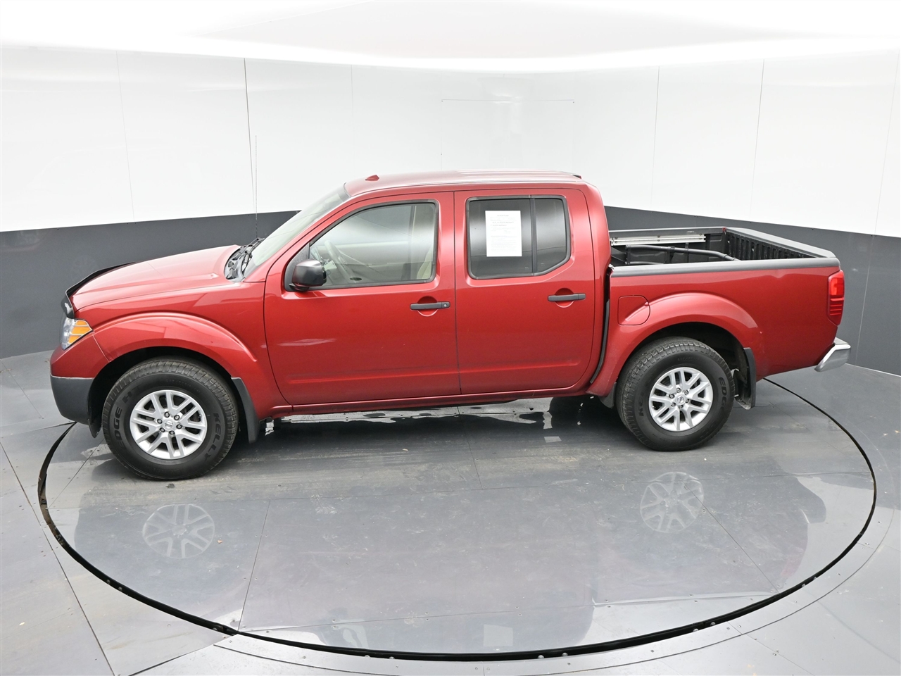 Nissan Frontier SV Crew Cab 6MT 4WD 2014