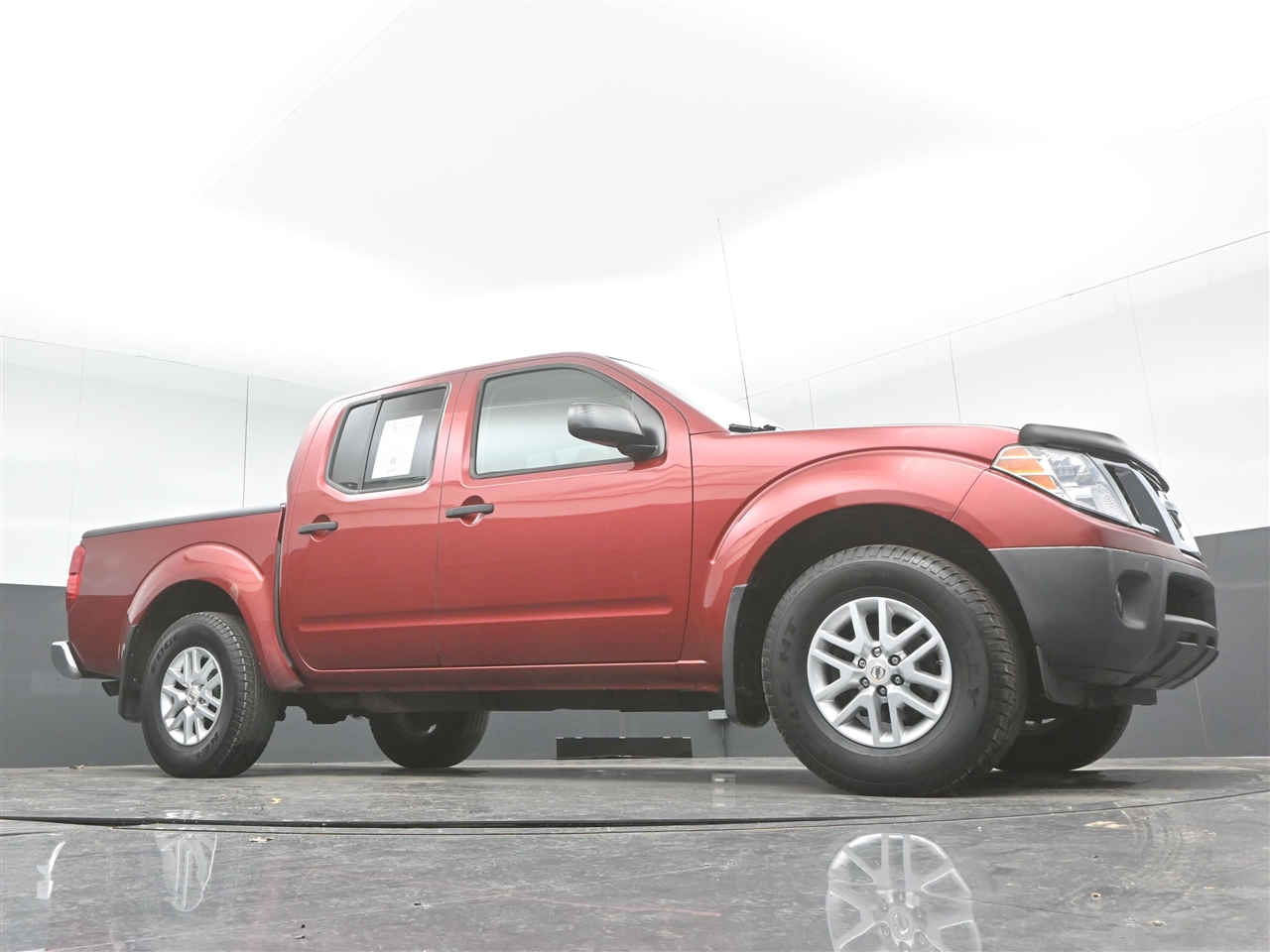 Nissan Frontier SV Crew Cab 6MT 4WD 2014