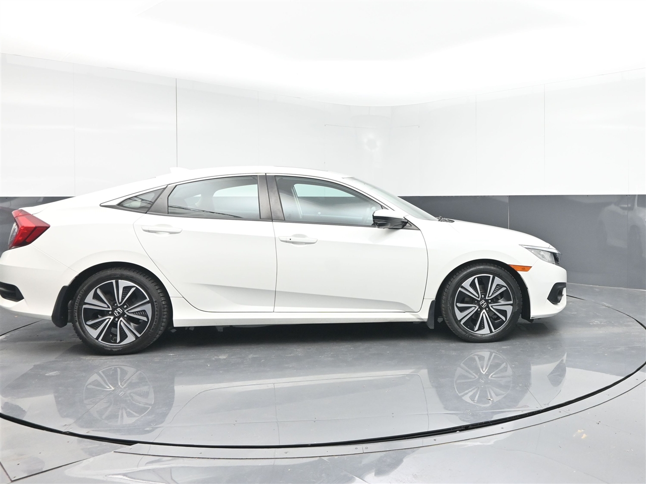 Honda Civic EX-T Sedan CVT 2017