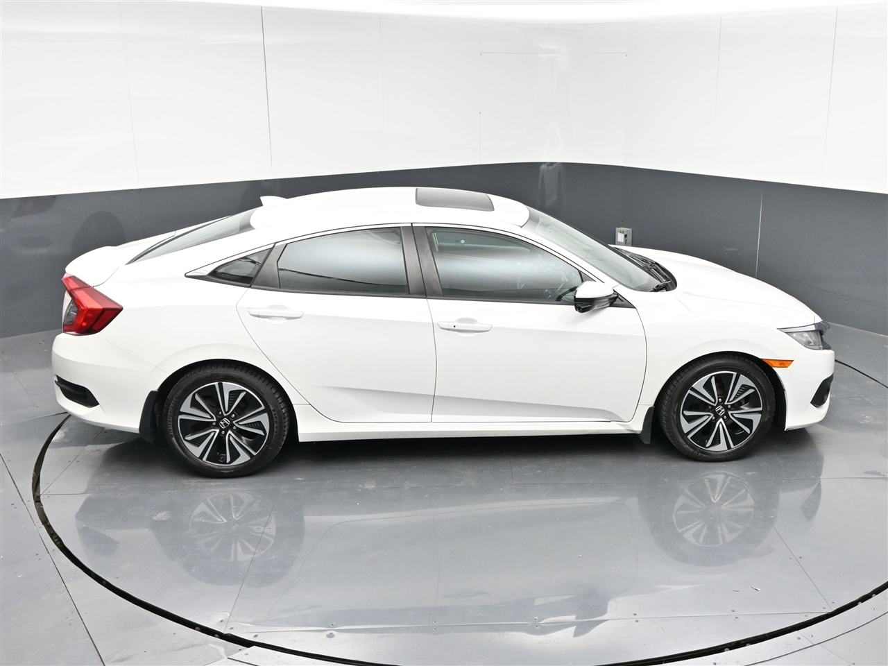 Honda Civic EX-T Sedan CVT 2017