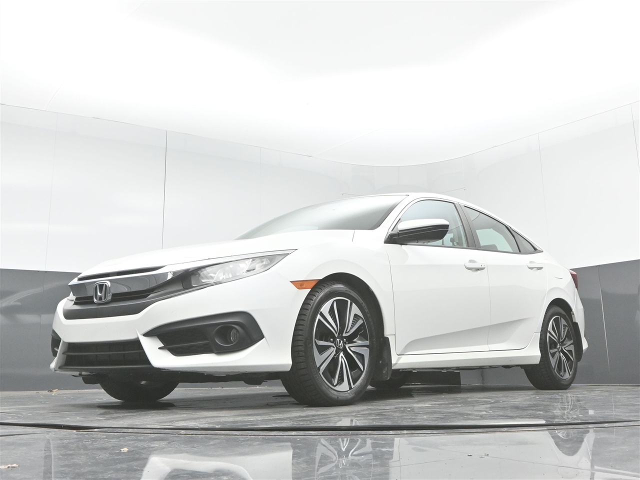 Honda Civic EX-T Sedan CVT 2017