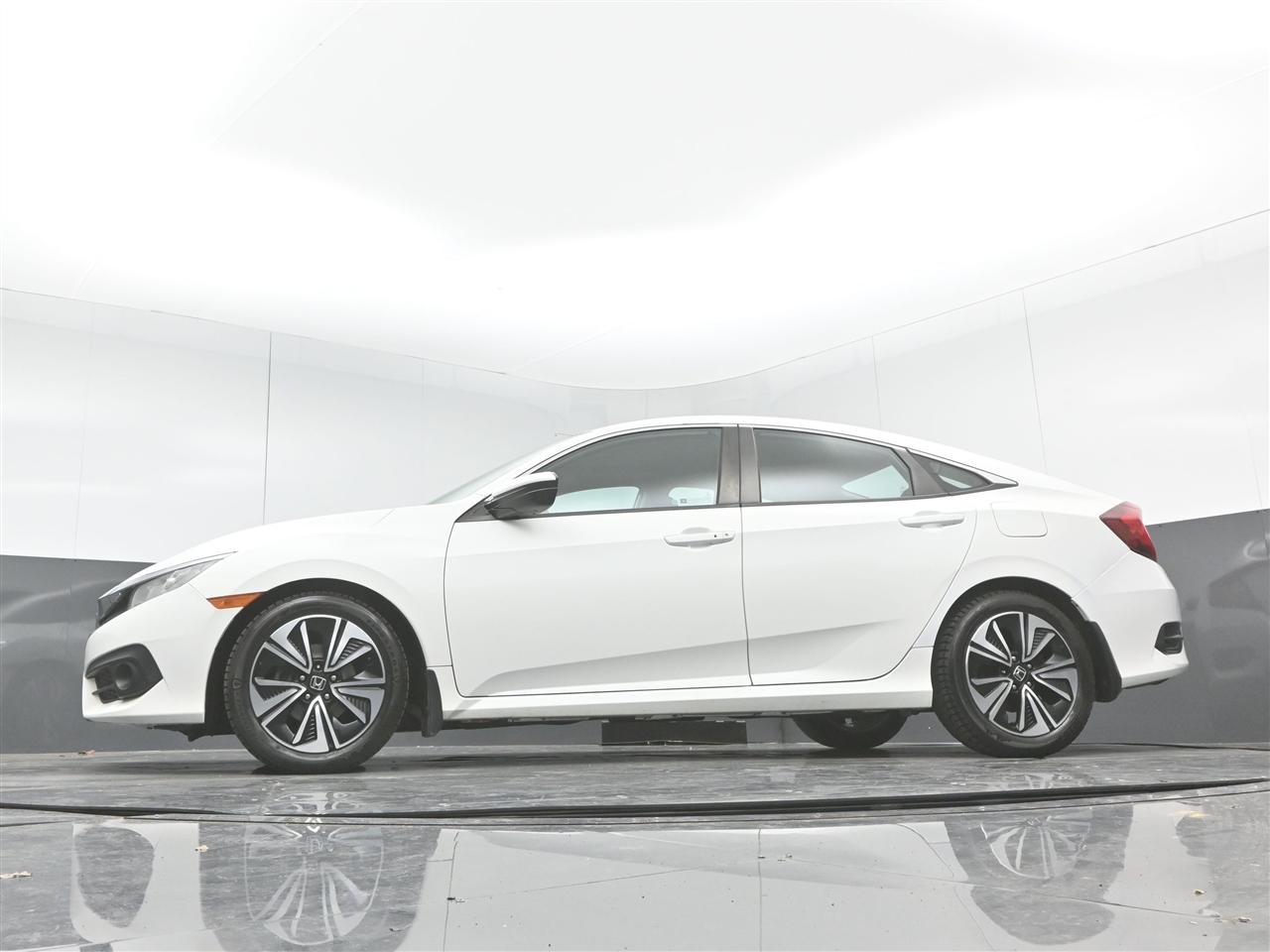 Honda Civic EX-T Sedan CVT 2017