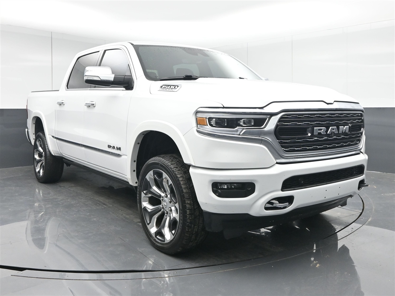 2020 RAM Ram 1500 Pickup Limited's photo