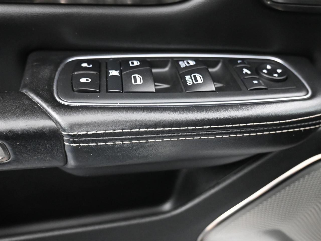 RAM 1500 Limited Crew Cab SWB 4WD 2020