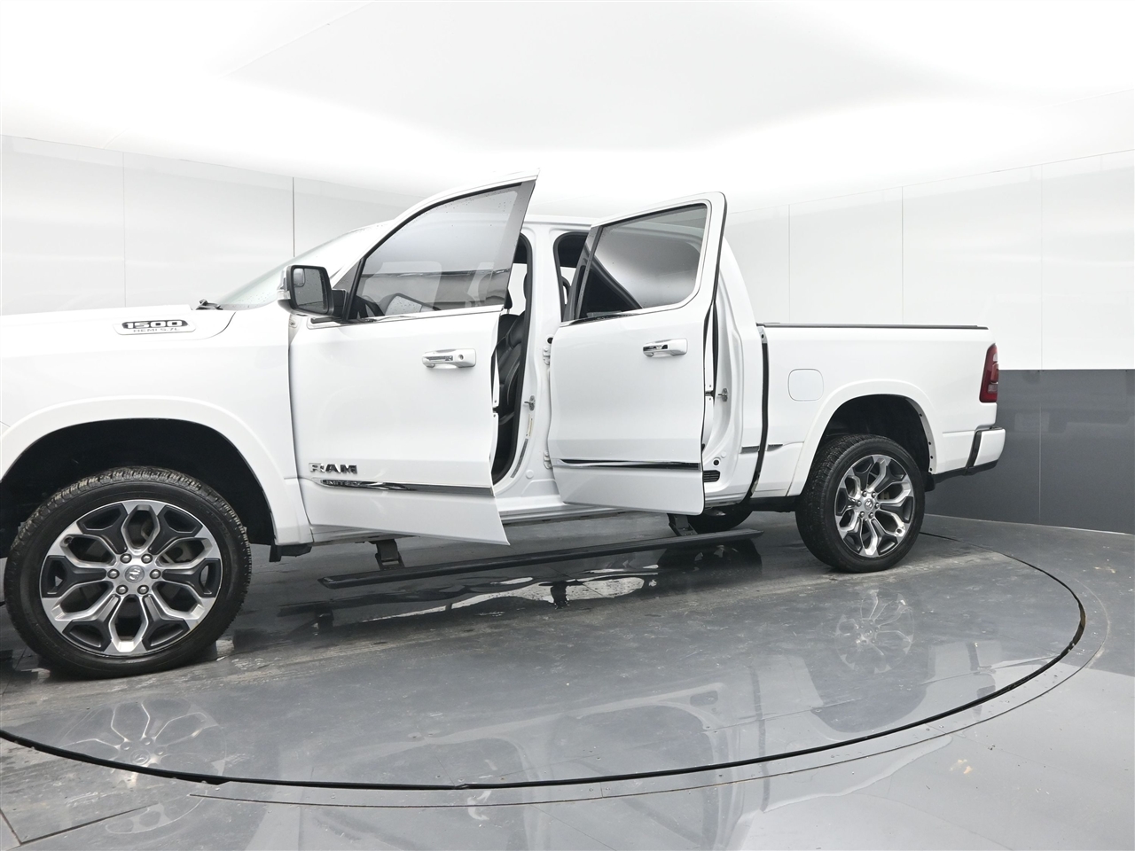 RAM 1500 Limited Crew Cab SWB 4WD 2020