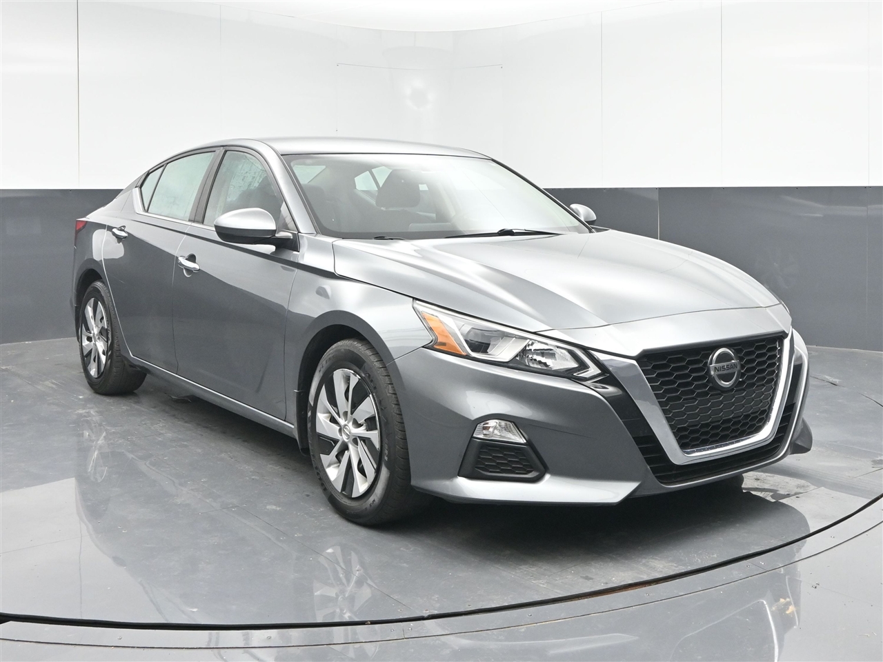 2019 Nissan Altima S's photo