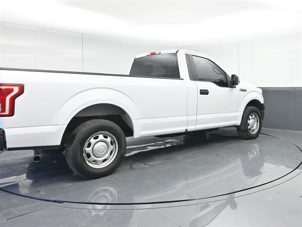 Ford F-150 XL 8-ft. Bed 2WD 2017