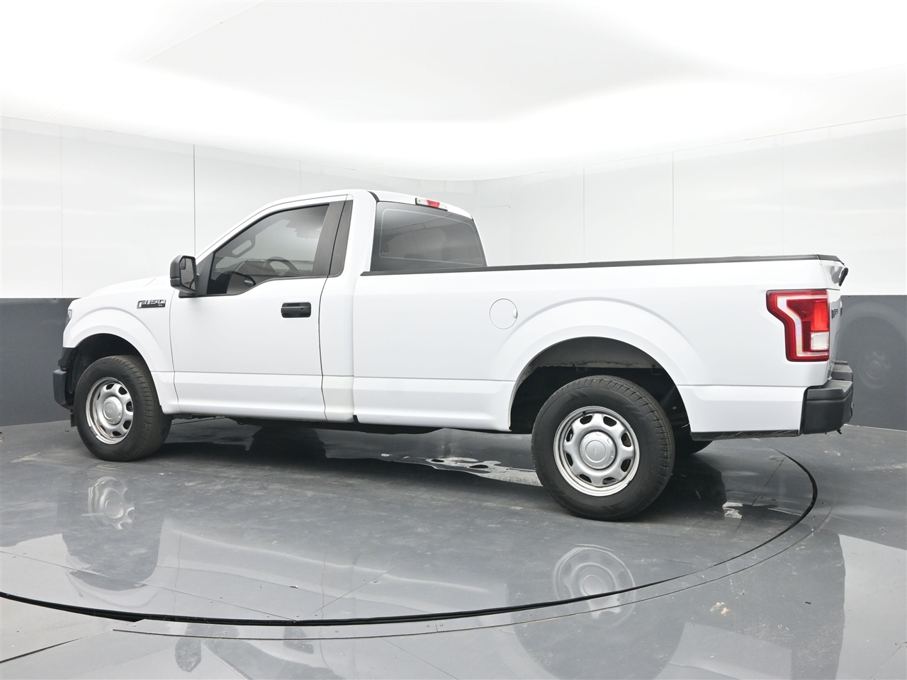 Ford F-150 XL 8-ft. Bed 2WD 2017