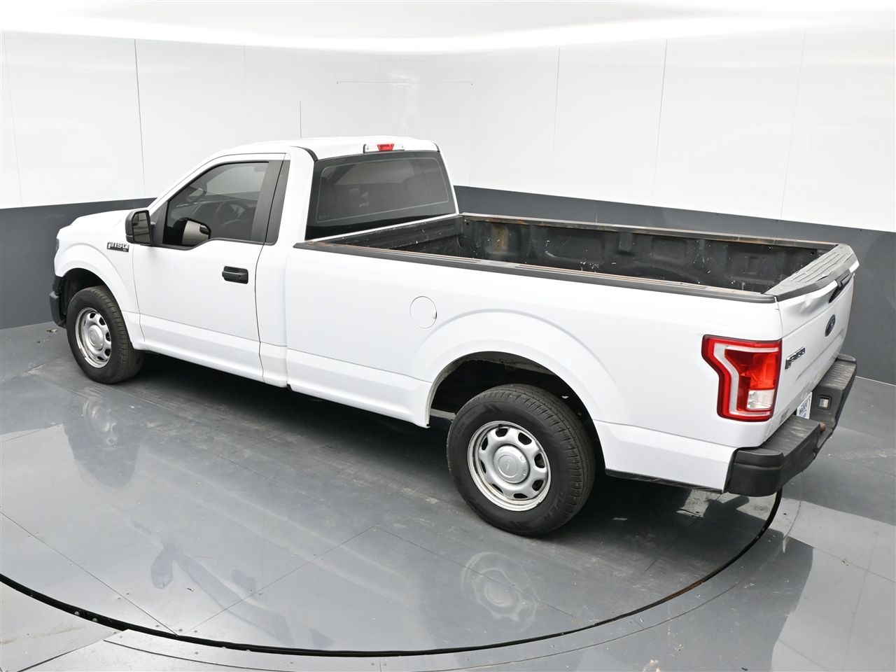 Ford F-150 XL 8-ft. Bed 2WD 2017
