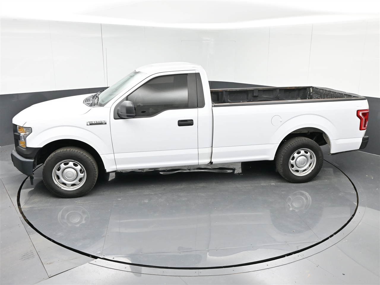 Ford F-150 XL 8-ft. Bed 2WD 2017