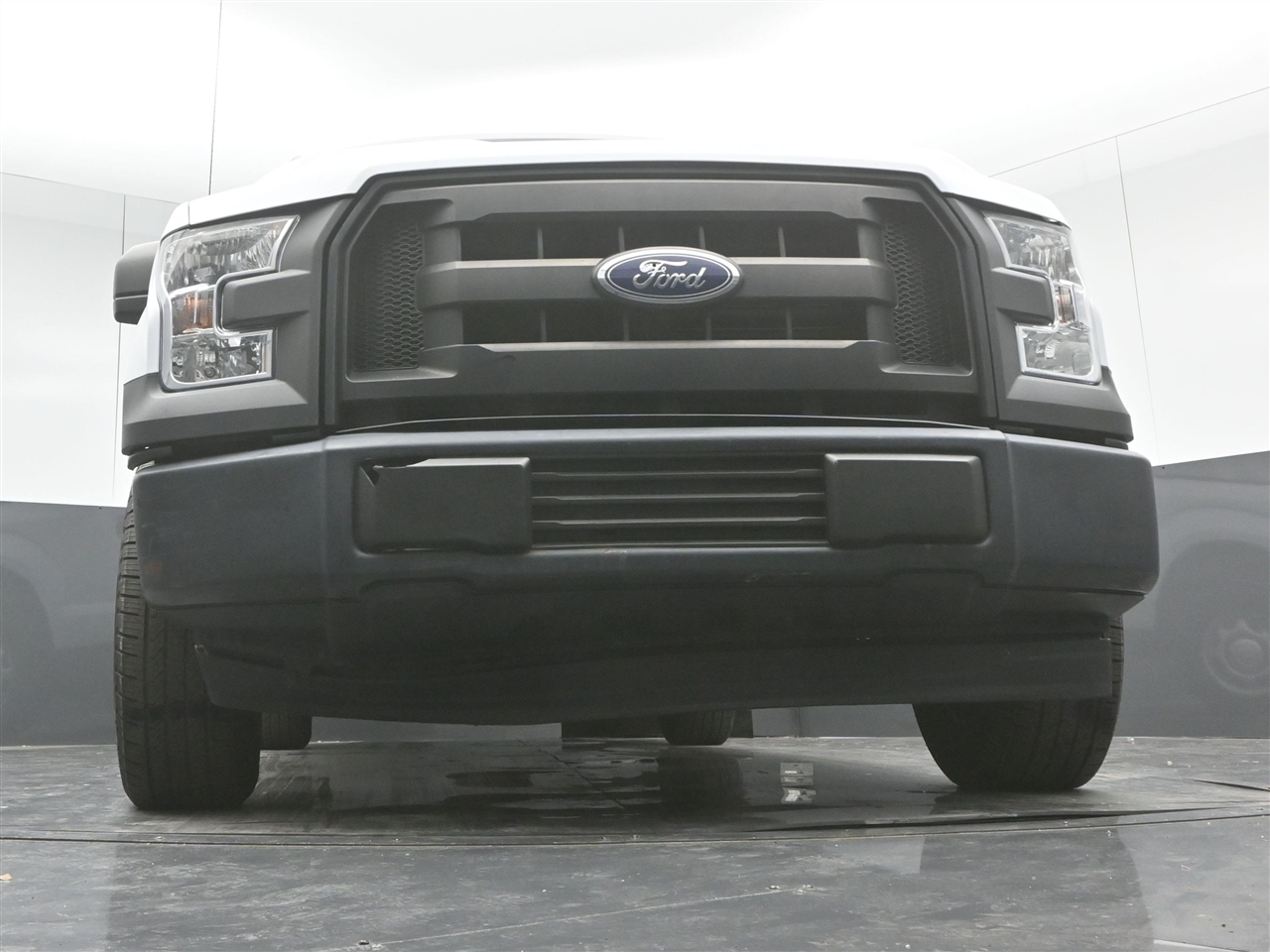 Ford F-150 XL 8-ft. Bed 2WD 2017