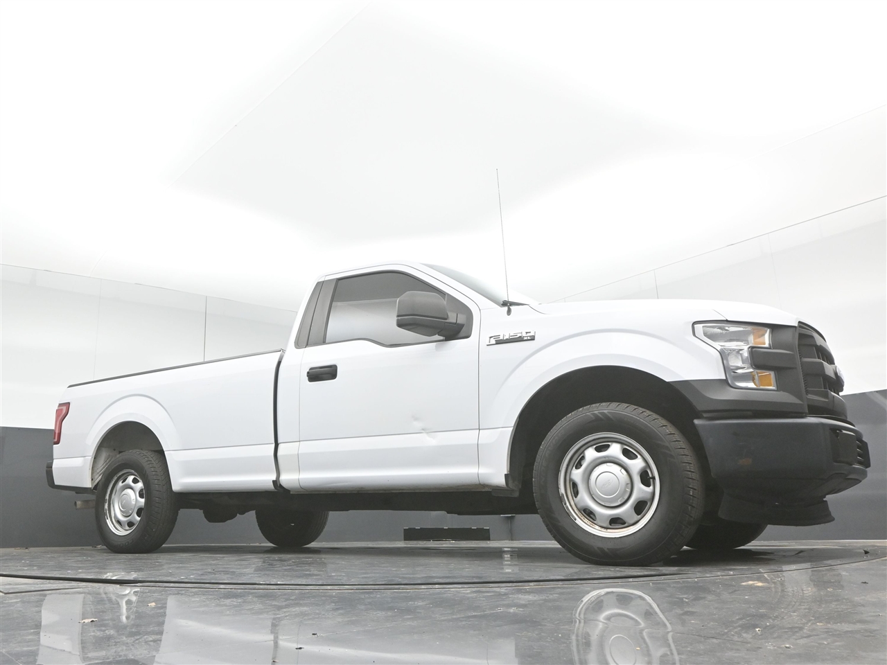 Ford F-150 XL 8-ft. Bed 2WD 2017