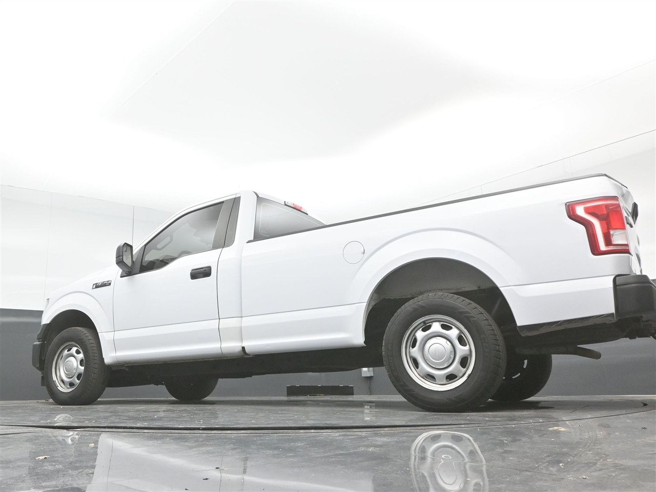 Ford F-150 XL 8-ft. Bed 2WD 2017