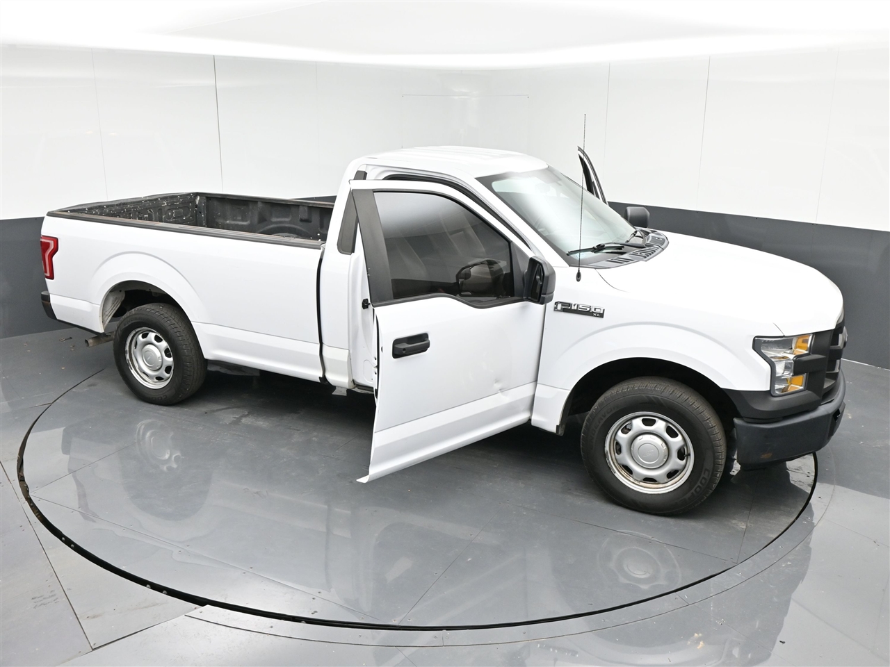 Ford F-150 XL 8-ft. Bed 2WD 2017
