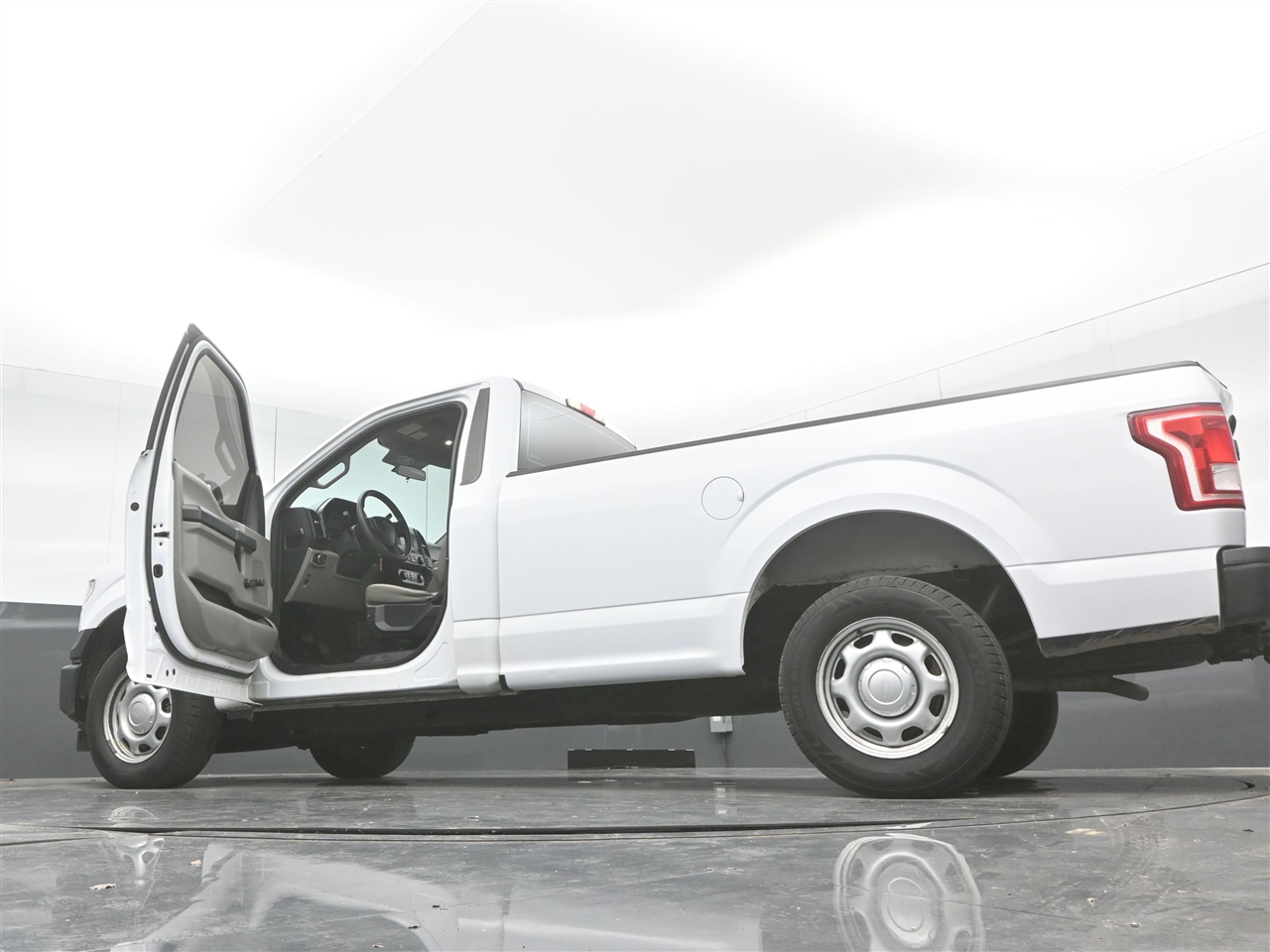 Ford F-150 XL 8-ft. Bed 2WD 2017