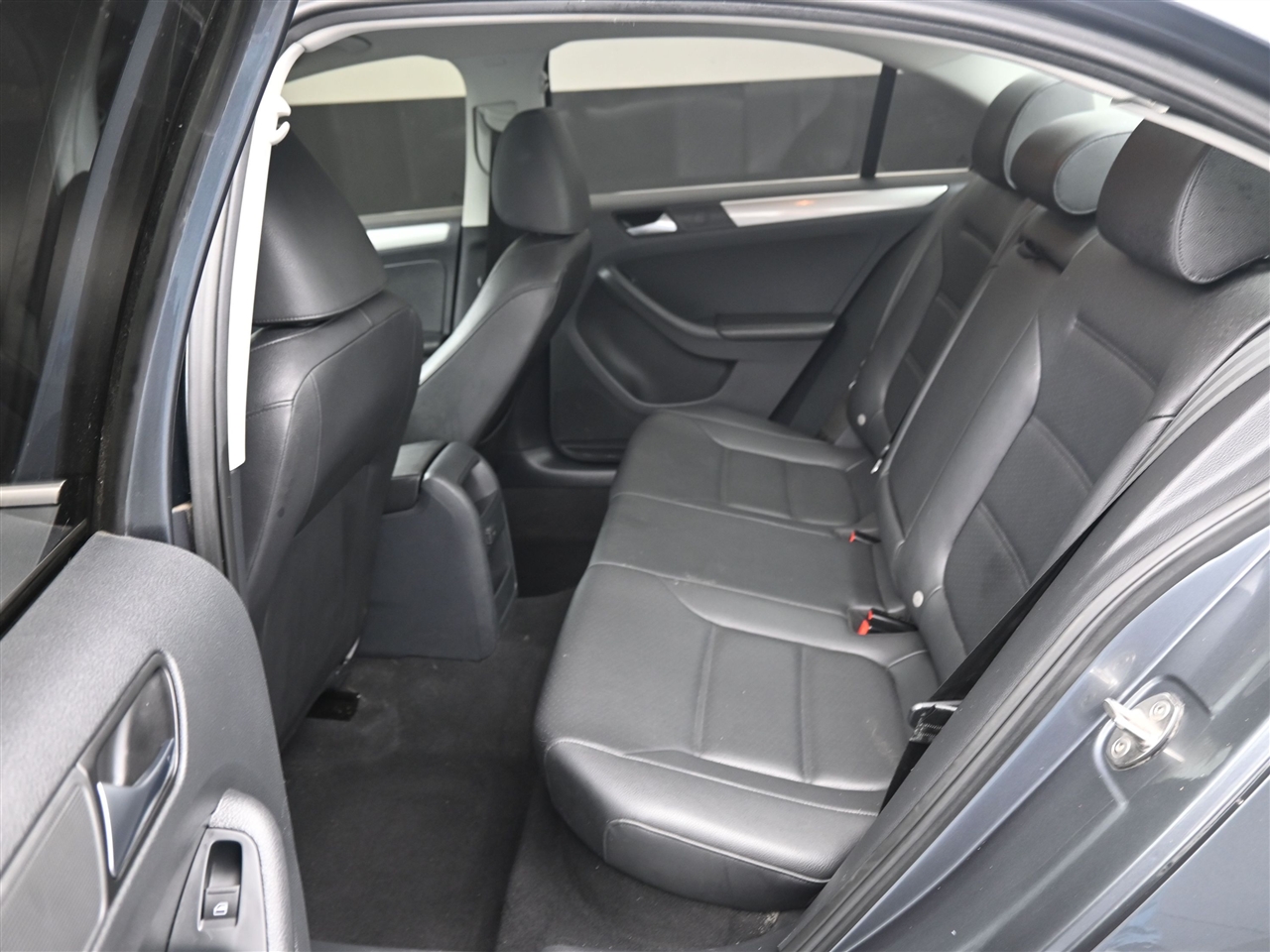 Volkswagen Jetta 1.4T SE 6A 2017