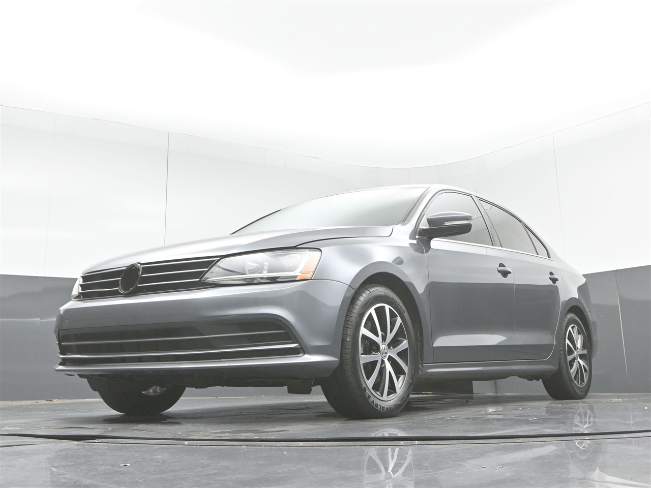 Volkswagen Jetta 1.4T SE 6A 2017