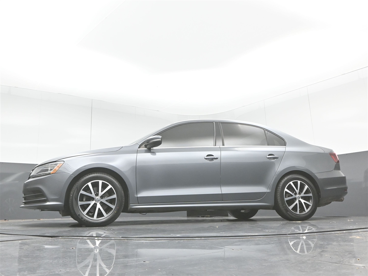 Volkswagen Jetta 1.4T SE 6A 2017