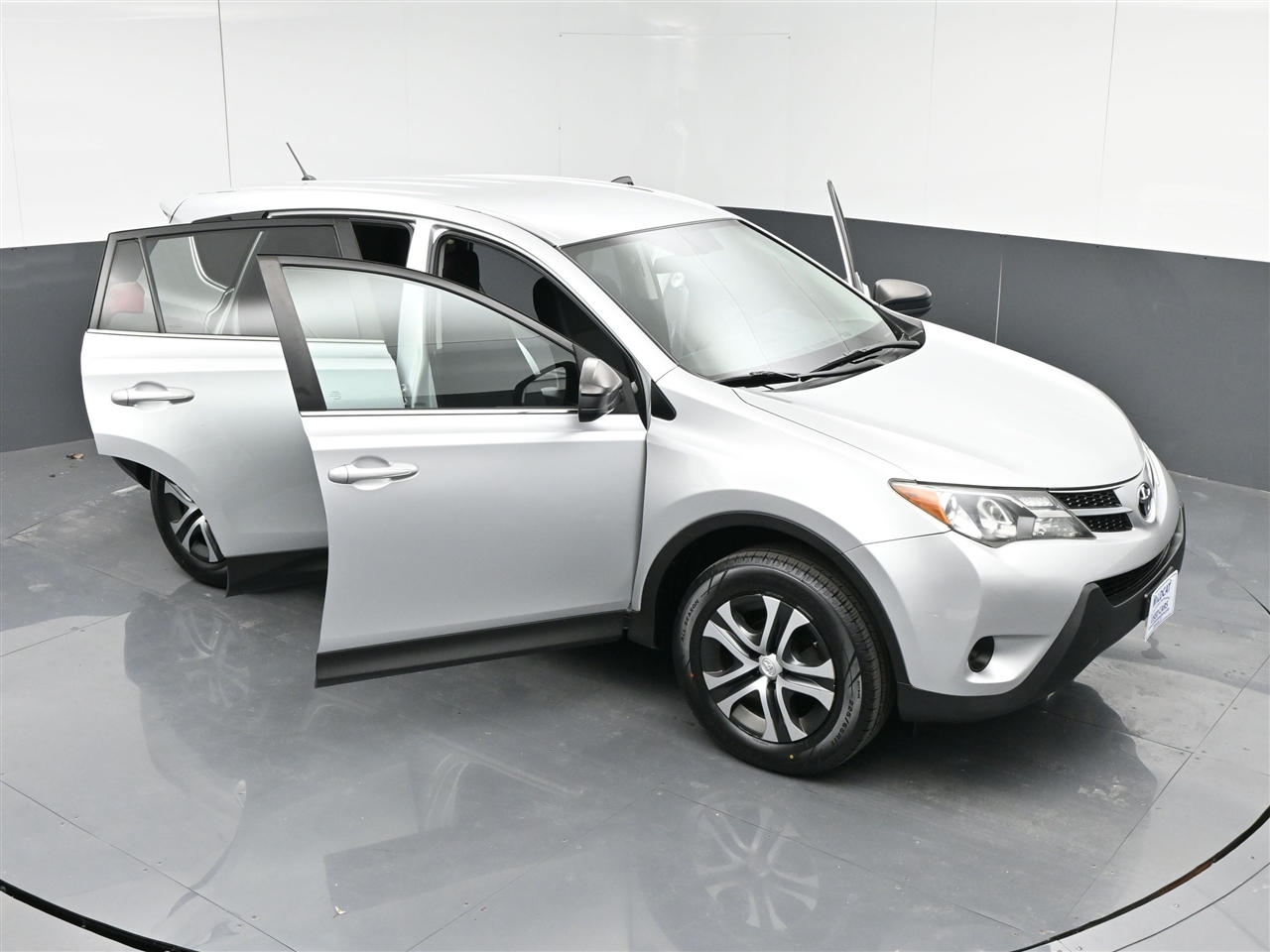 Toyota RAV4 LE AWD 2015