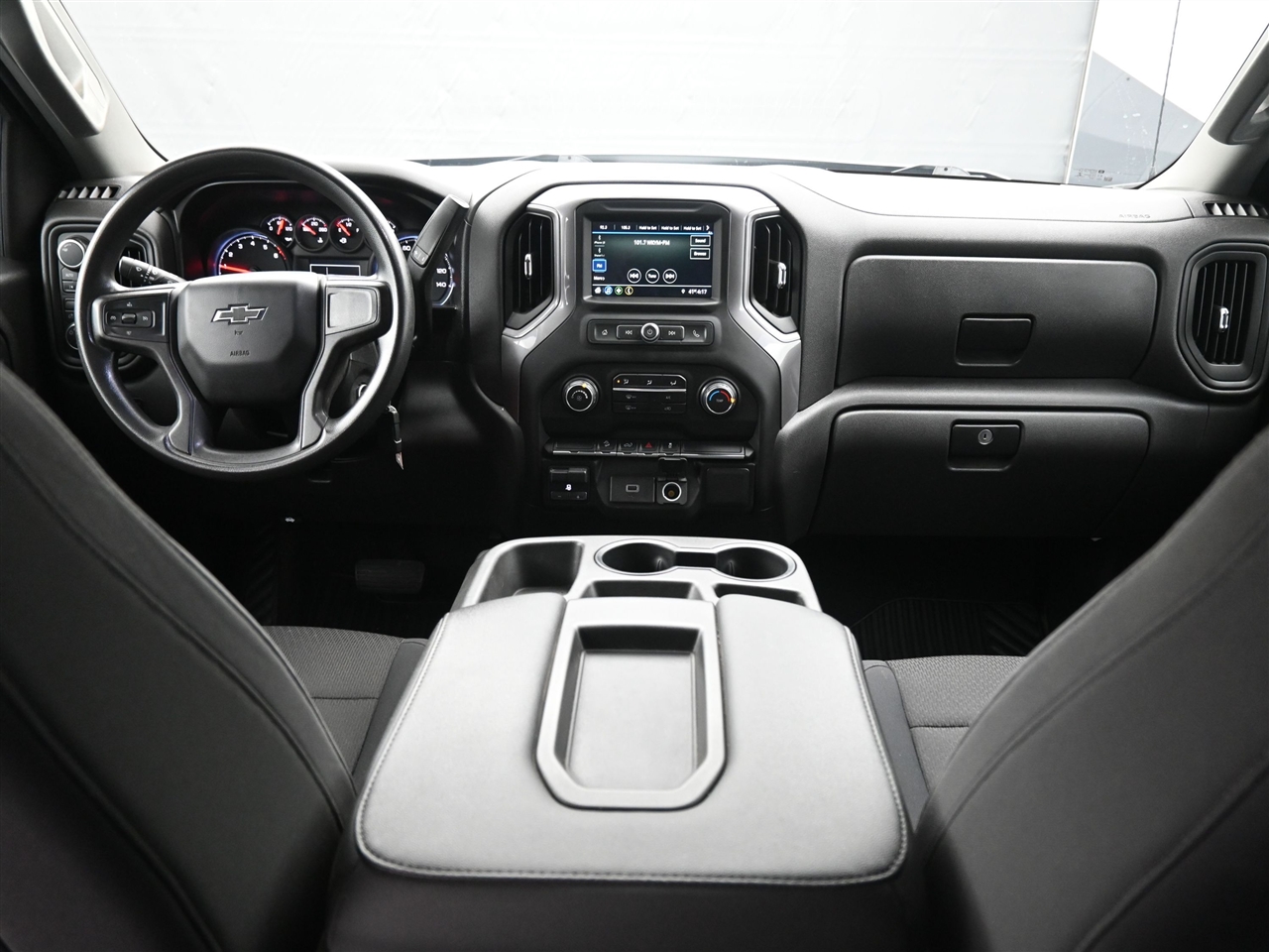 Chevrolet Silverado 1500 Custom Trail Boss Crew Cab Long Box 4WD 2019