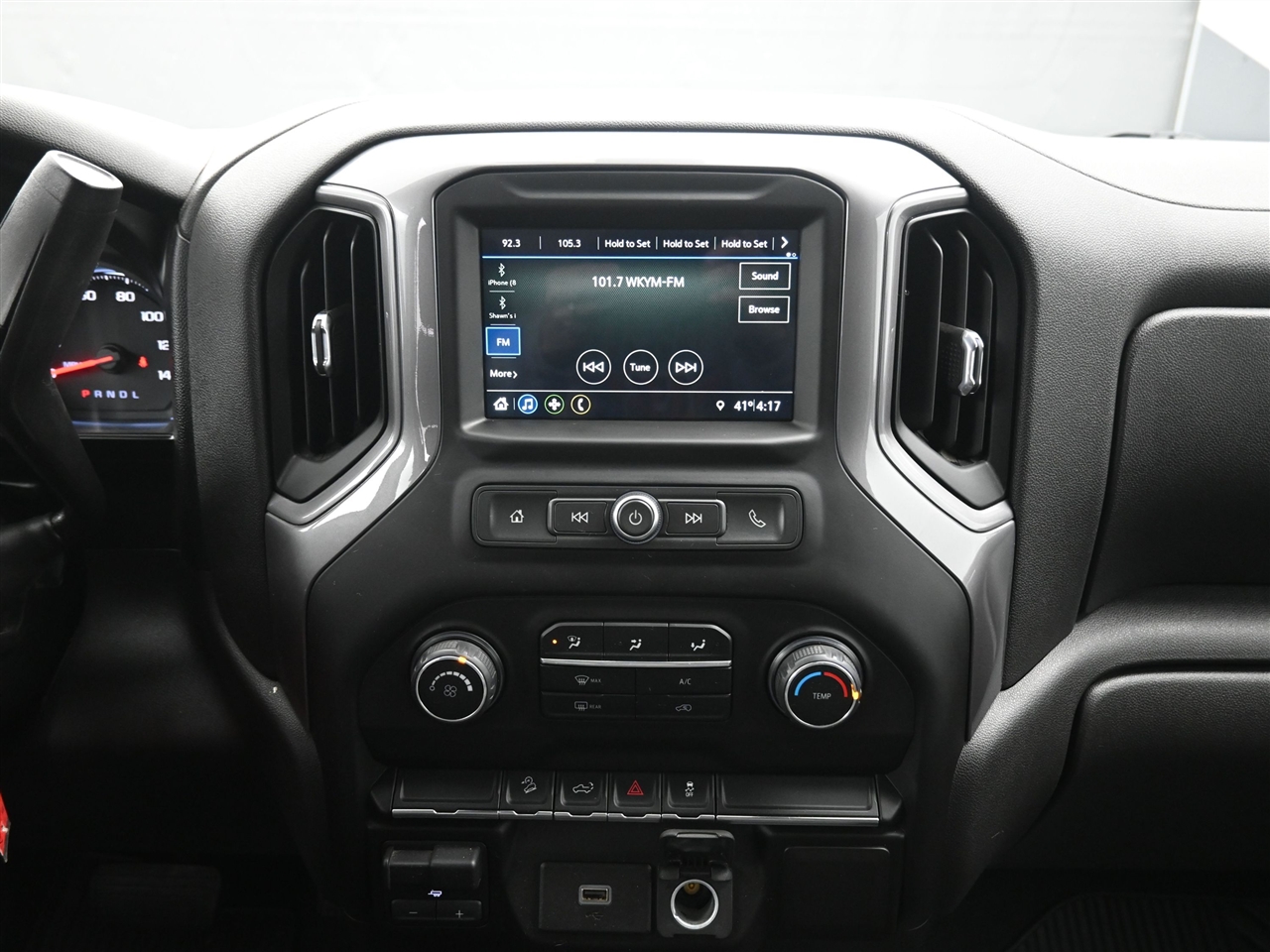 Chevrolet Silverado 1500 Custom Trail Boss Crew Cab Long Box 4WD 2019