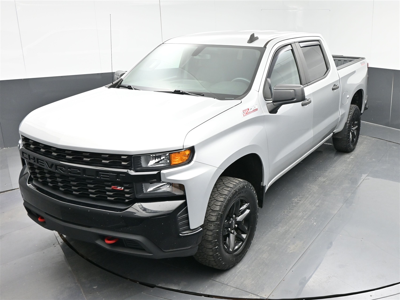 Chevrolet Silverado 1500 Custom Trail Boss Crew Cab Long Box 4WD 2019