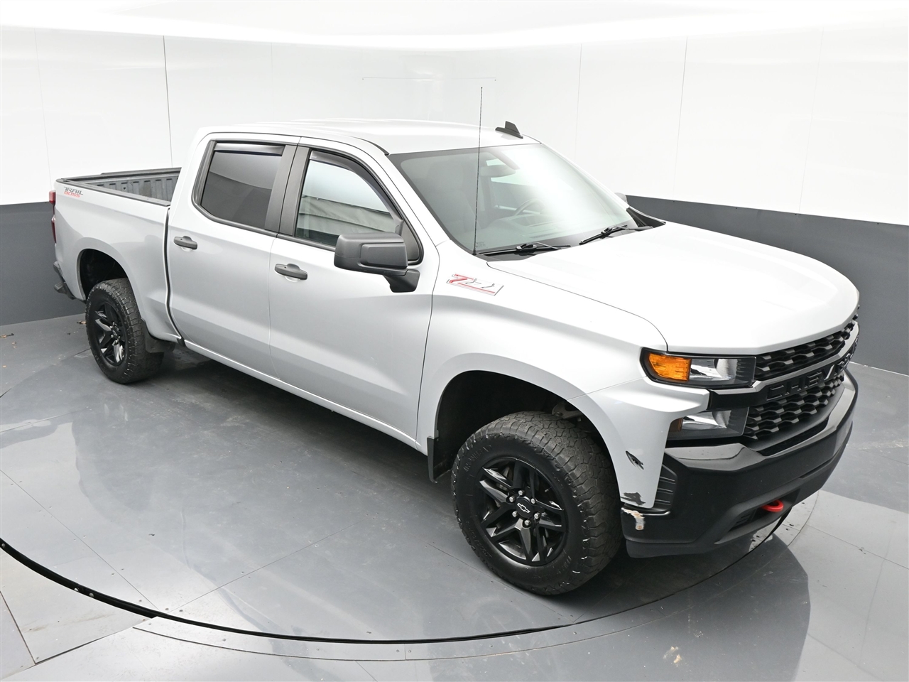 Chevrolet Silverado 1500 Custom Trail Boss Crew Cab Long Box 4WD 2019