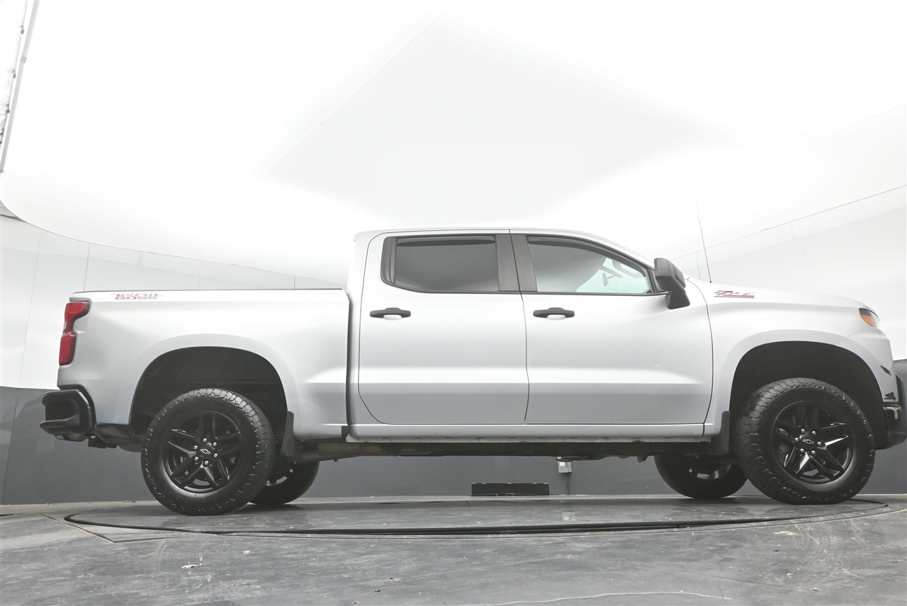Chevrolet Silverado 1500 Custom Trail Boss Crew Cab Long Box 4WD 2019