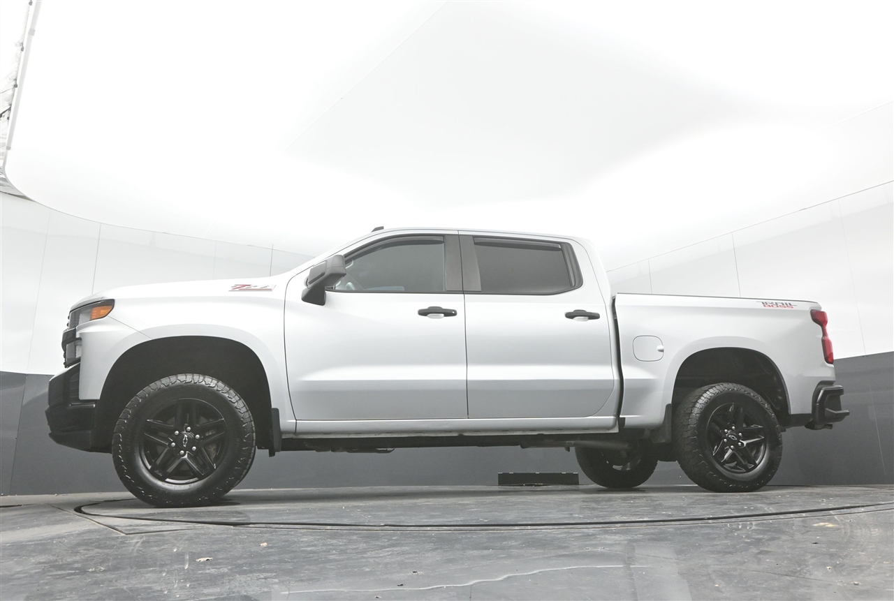 Chevrolet Silverado 1500 Custom Trail Boss Crew Cab Long Box 4WD 2019