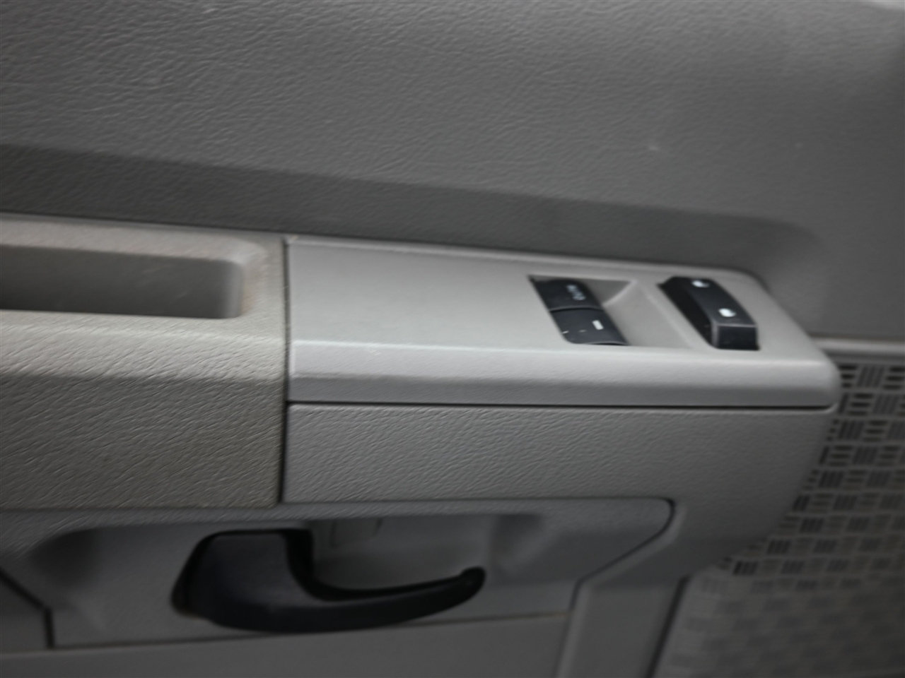 Ford Econoline E-350 XLT Super Duty 2013