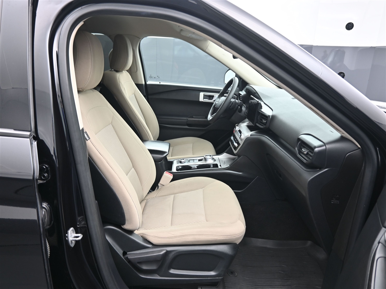 Ford Explorer Base AWD 2020