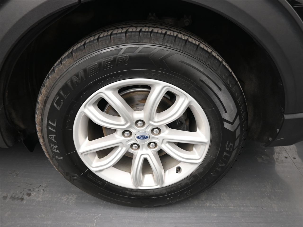 Ford Explorer Base AWD 2020