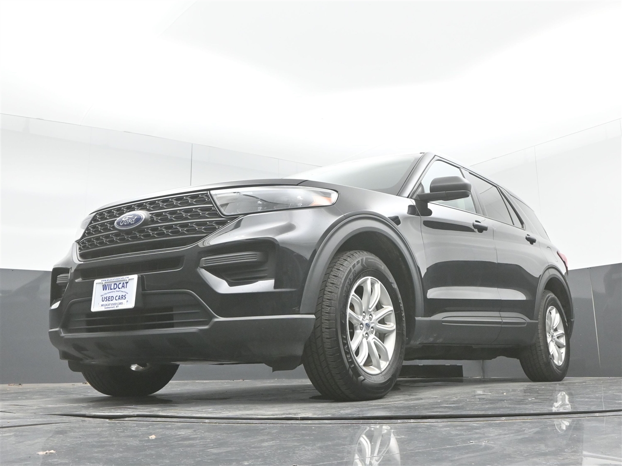 Ford Explorer Base AWD 2020