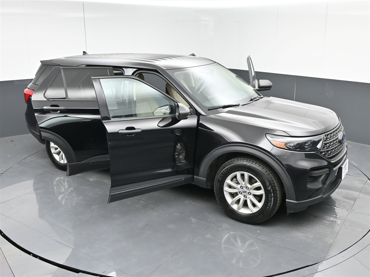 Ford Explorer Base AWD 2020