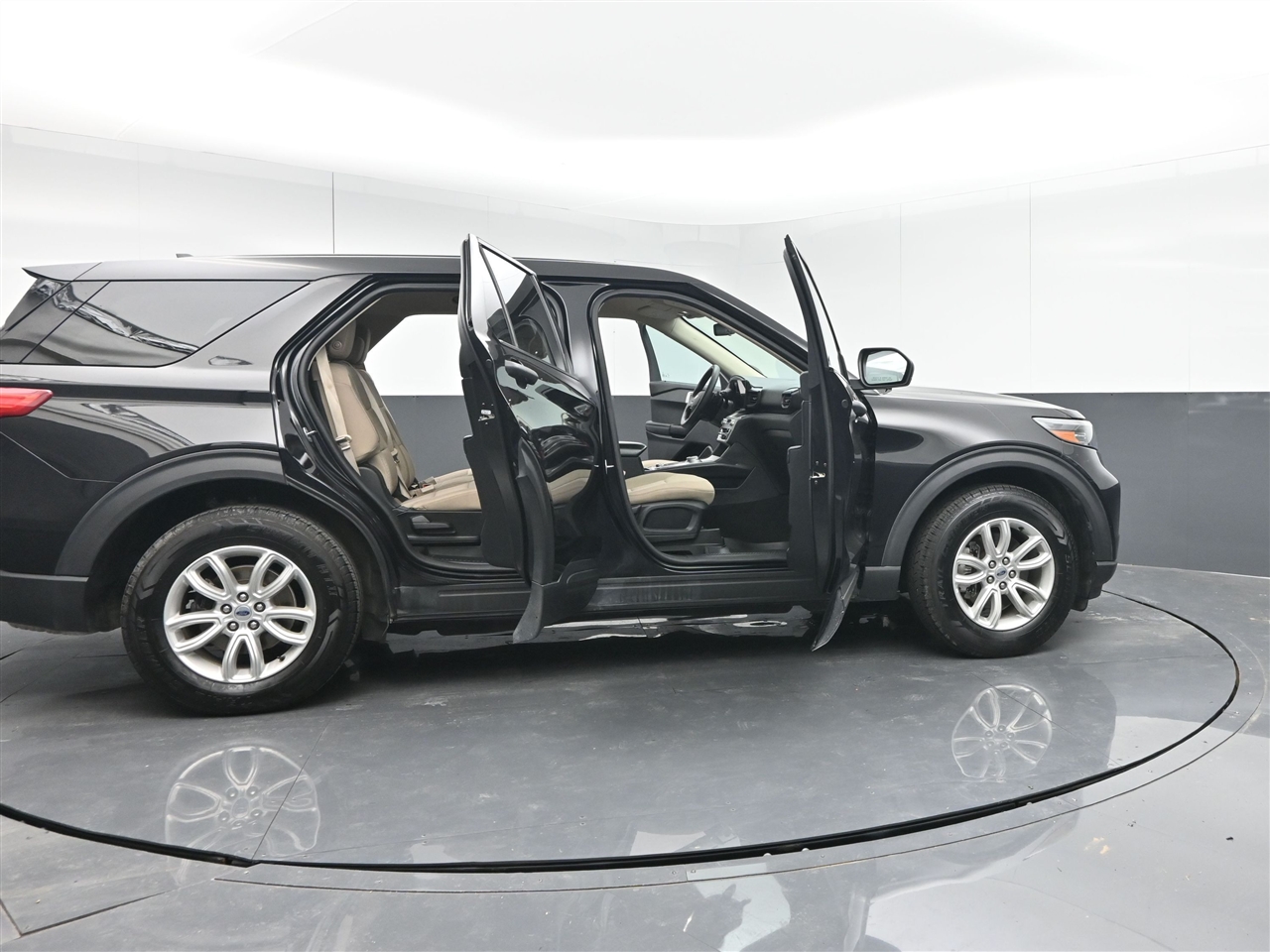 Ford Explorer Base AWD 2020