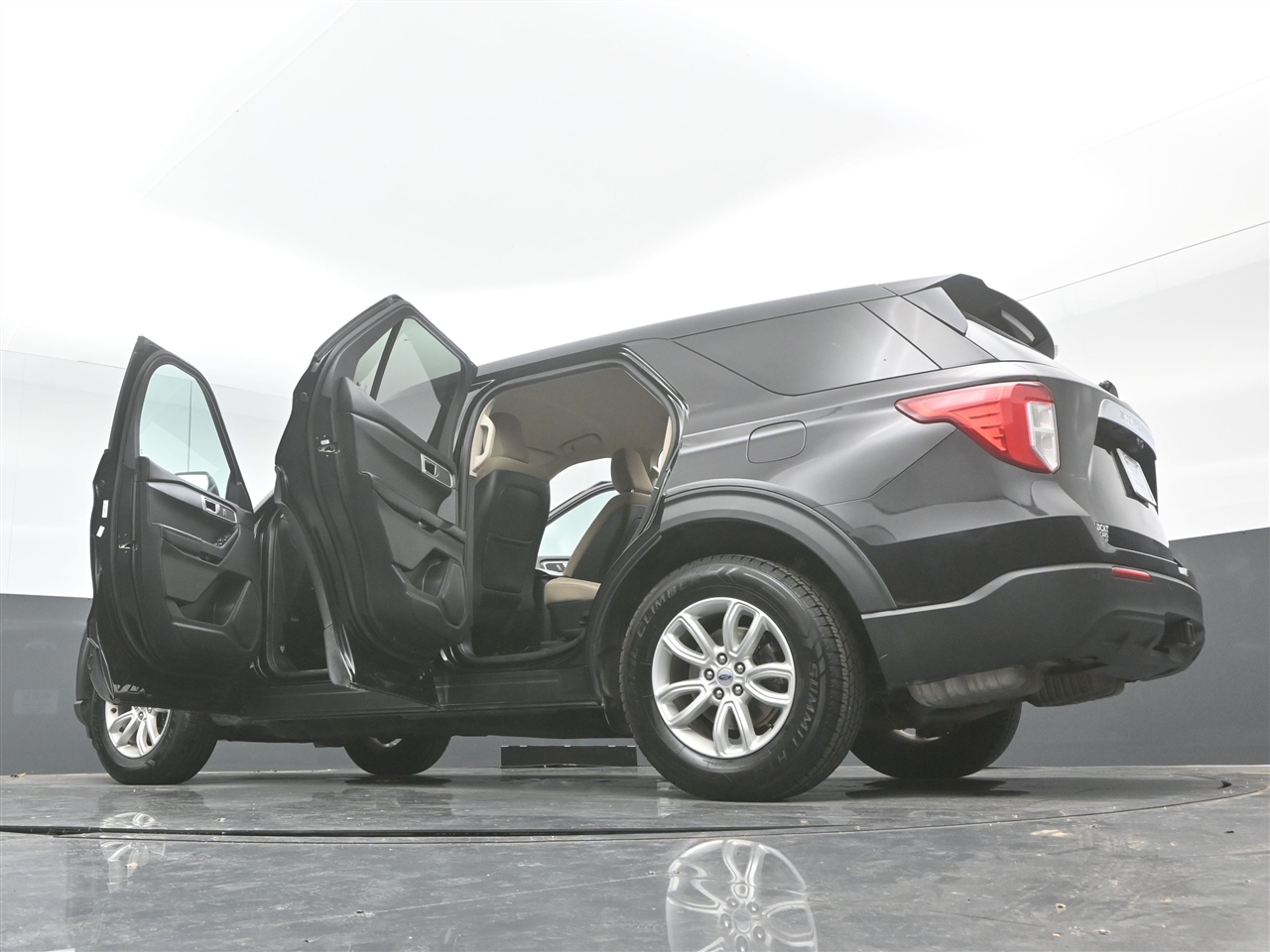 Ford Explorer Base AWD 2020