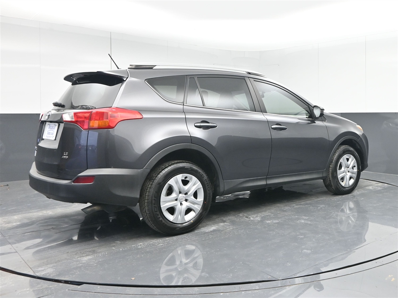 Toyota RAV4 LE AWD 2015